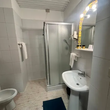 Elite Hotel