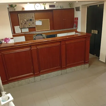 Elite Hotel